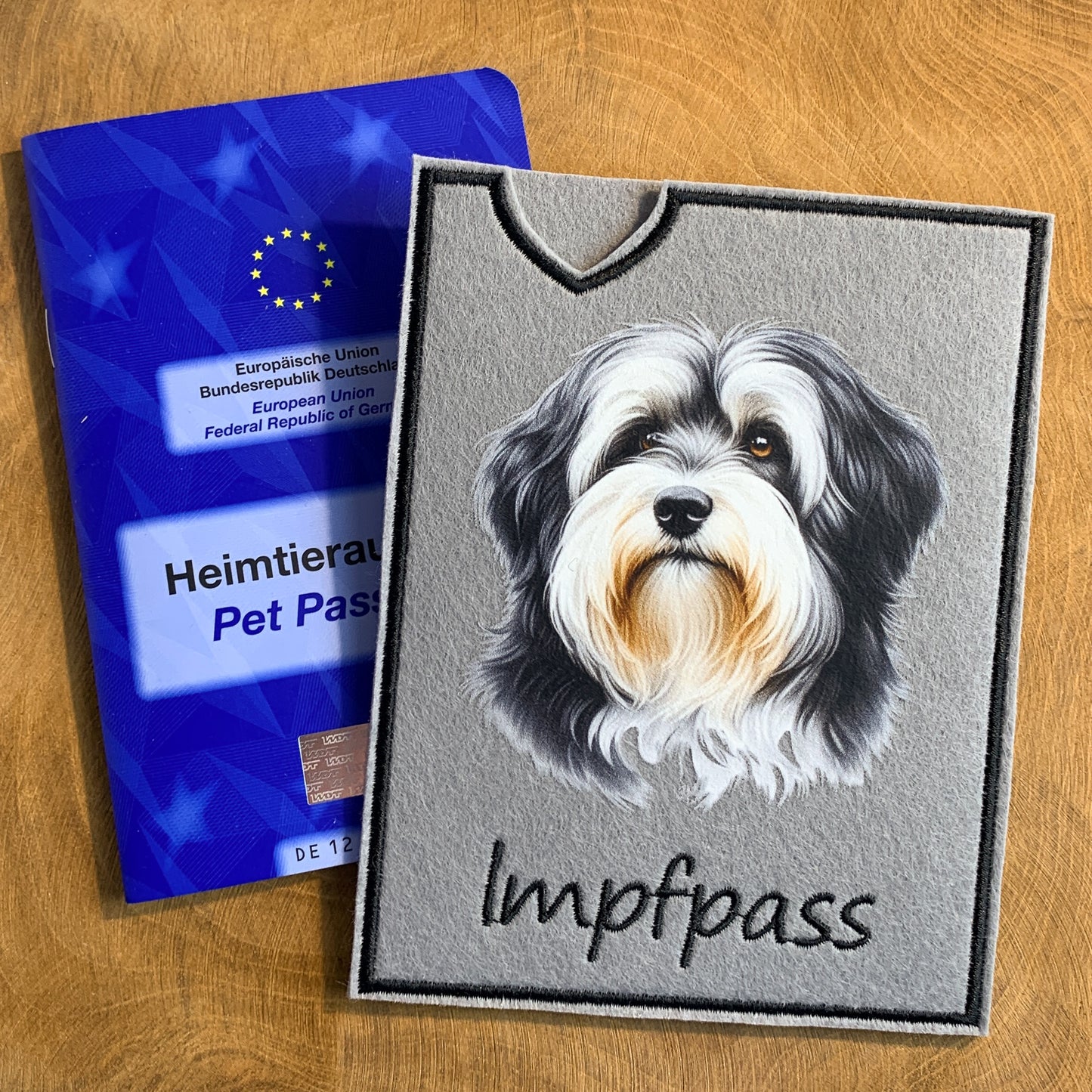 Tibet Terrier Impfpasshülle (Motiv 3)