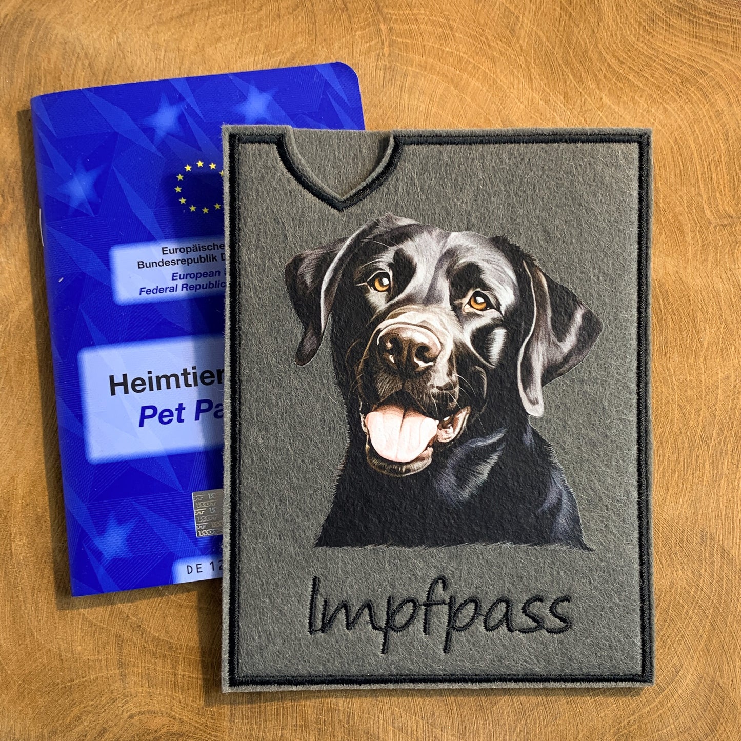 Labrador schwarz Impfpasshülle (Motiv 2)