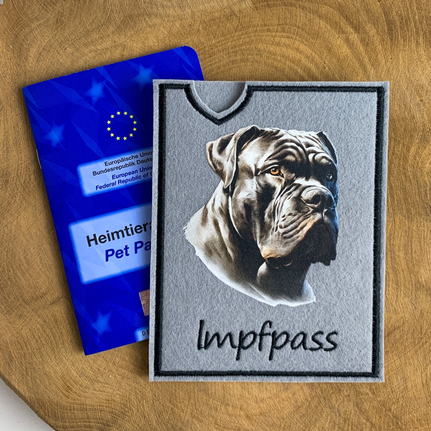 Napolitan Mastiff Impfpasshülle (Motiv 1)