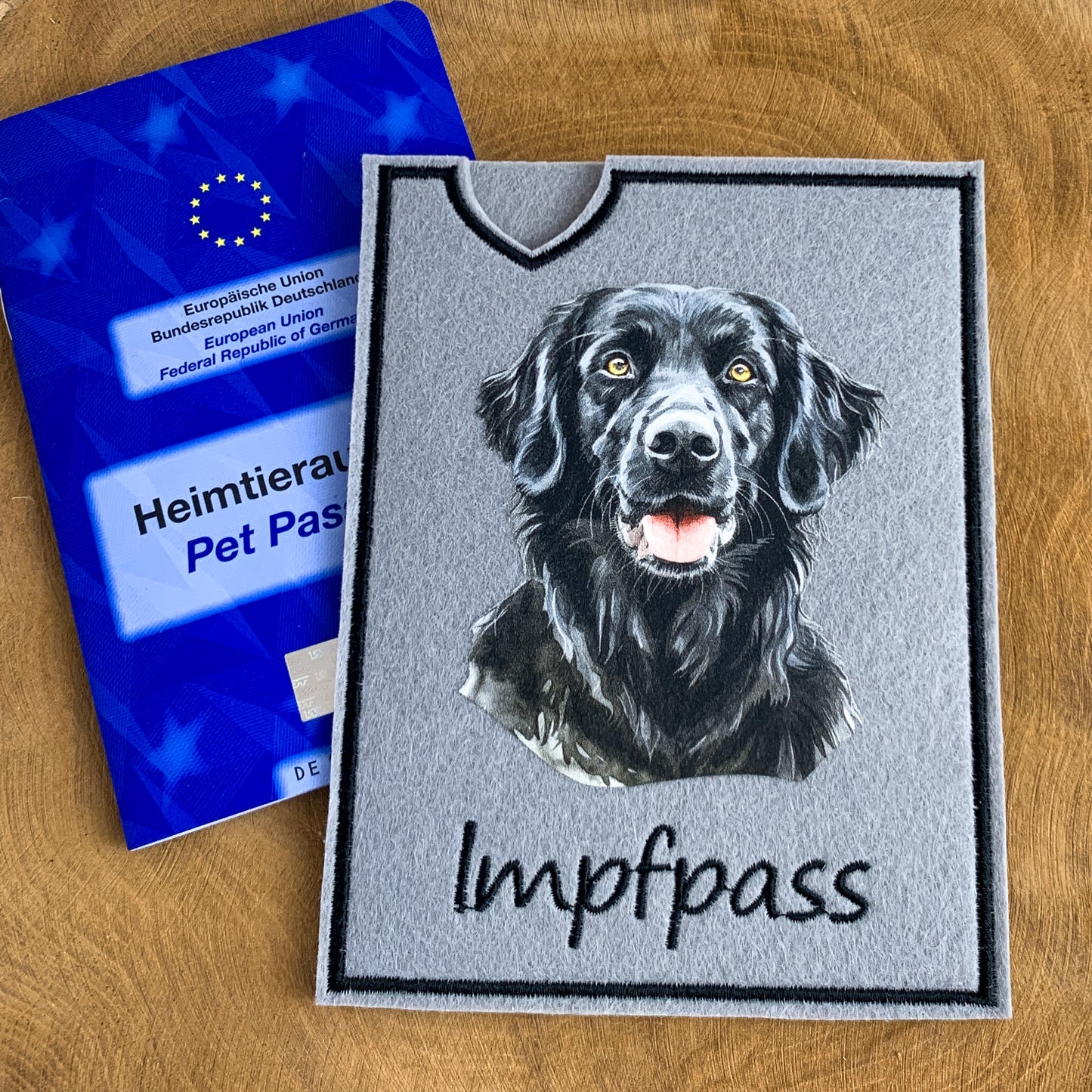 Flat Coated Retriever Impfpasshülle (schwarz)