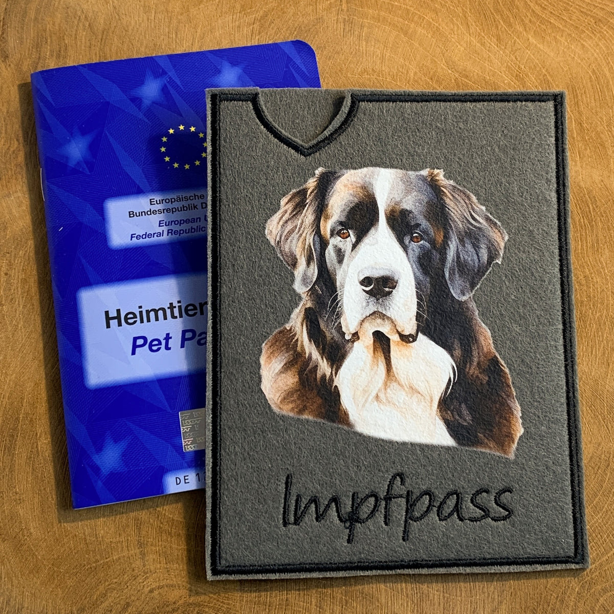 Landseer Impfpasshülle - 3 verschiedene Motive, personalisierbar