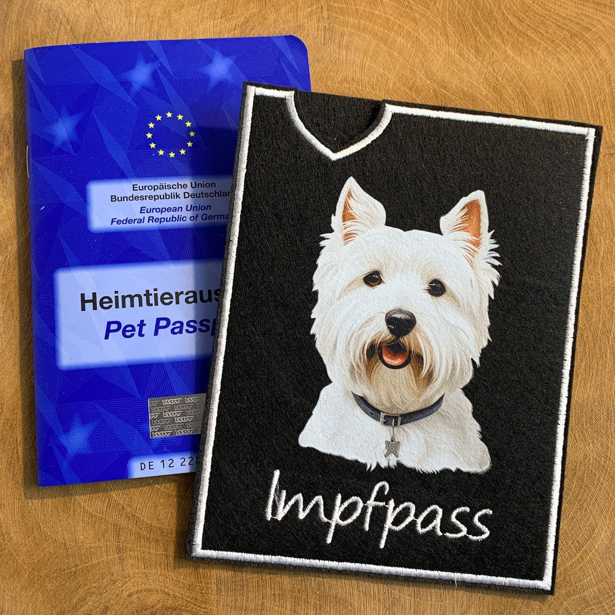 West Highland White Terrier Impfpasshülle - 3 verschiedene Motive, personalisierbar