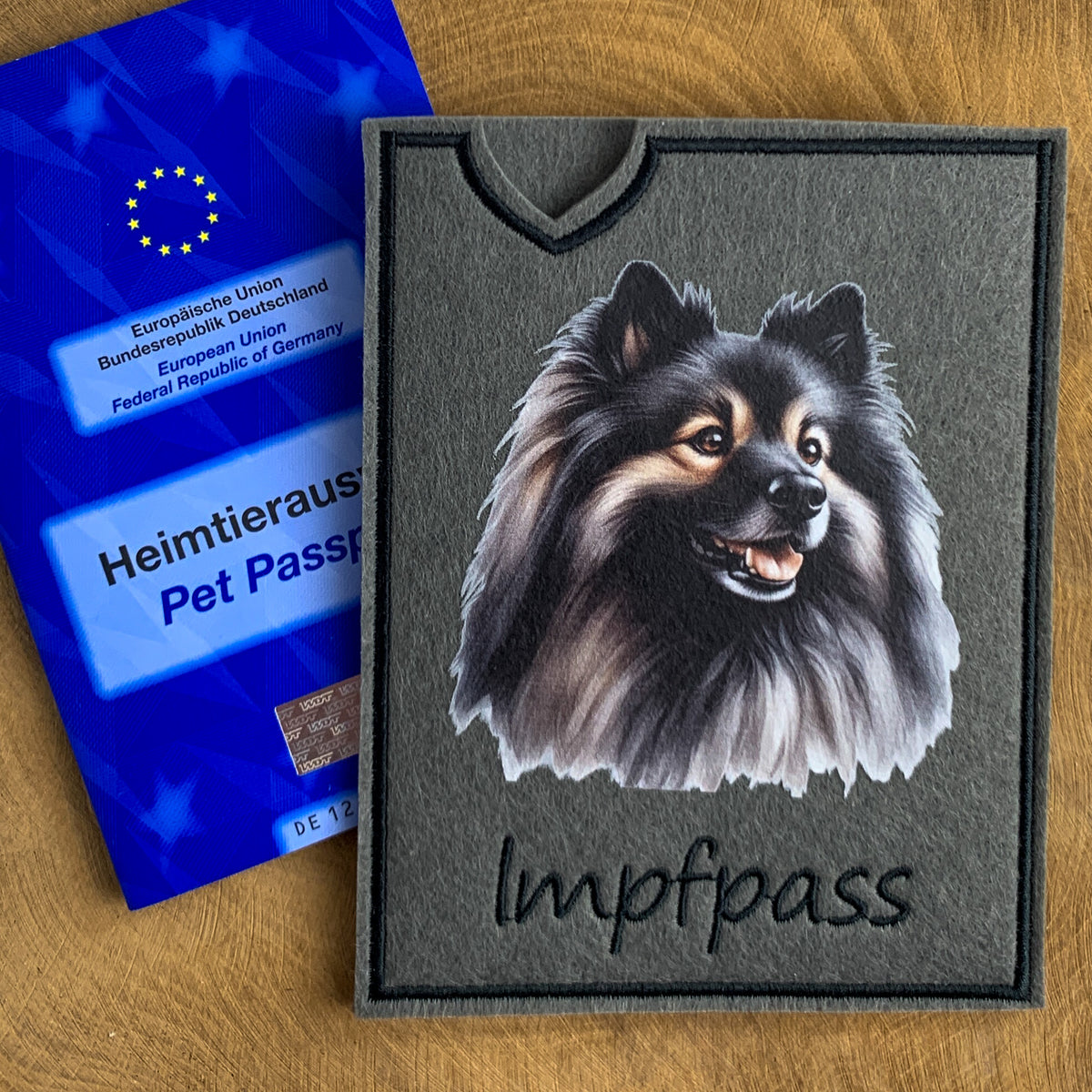 Wolfsspitz Impfpasshülle - 3 verschiedene Motive, personalisierbar