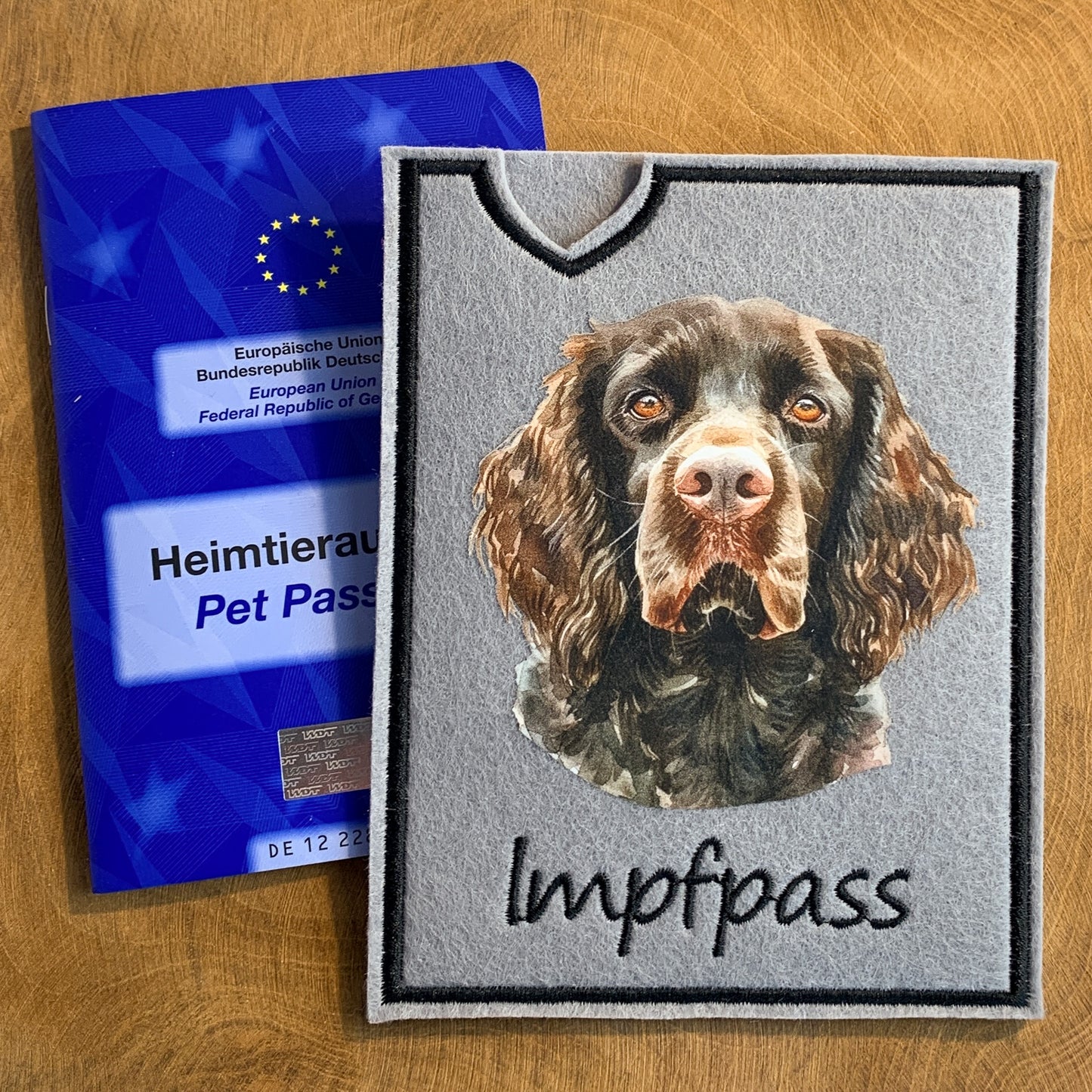 American Water Spaniel Impfpasshülle - 3 verschiedene Motive, personalisierbar
