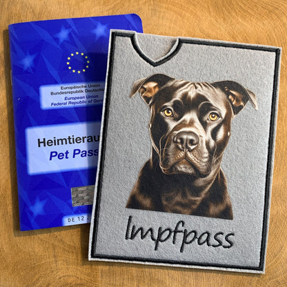 Staffordshire Terrier, Amstaff & Pitbull Impfpasshülle - 14 verschiedene Motive, personalisierbar