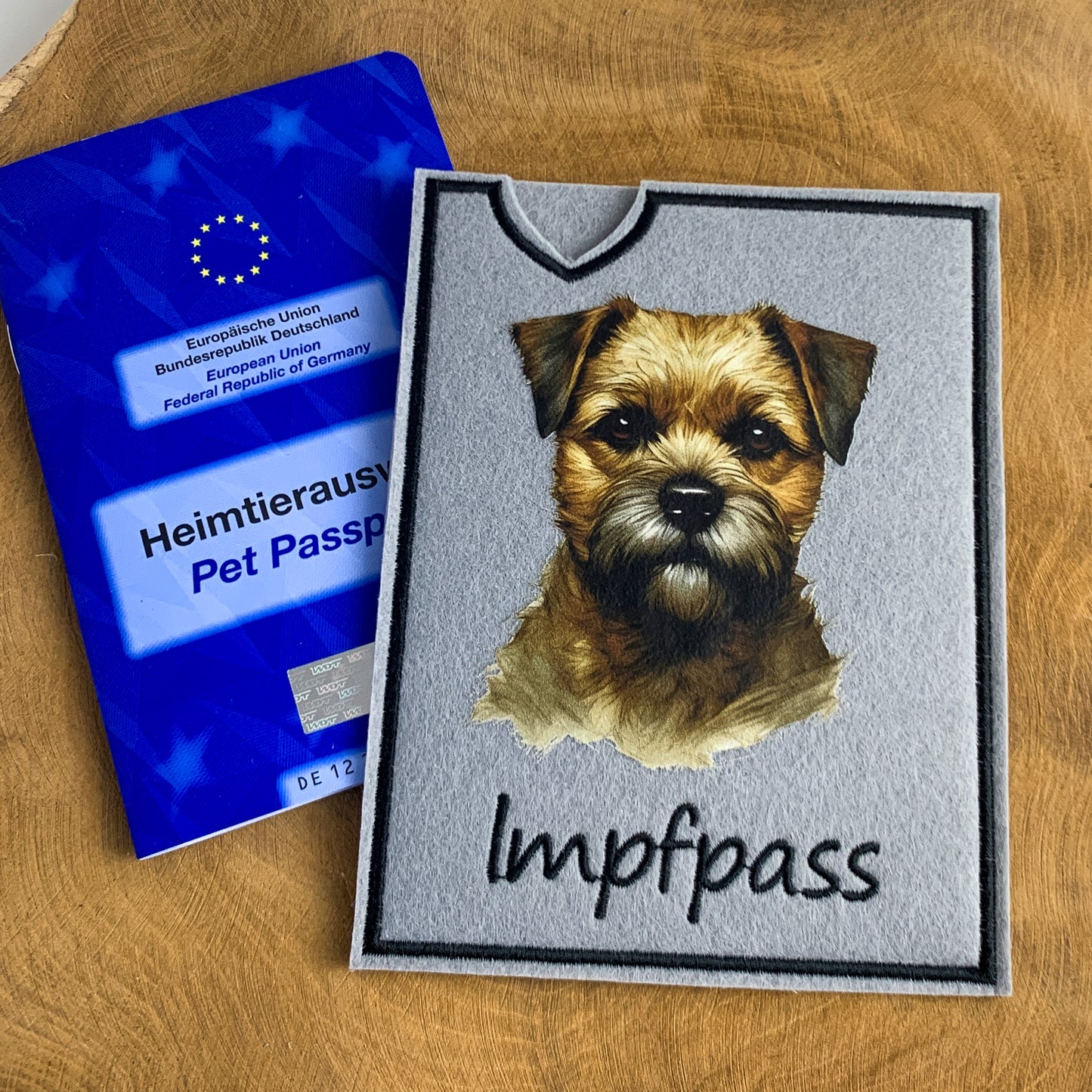 Border Terrier Impfpasshülle - 4 verschiedene Motive, personalisierbar