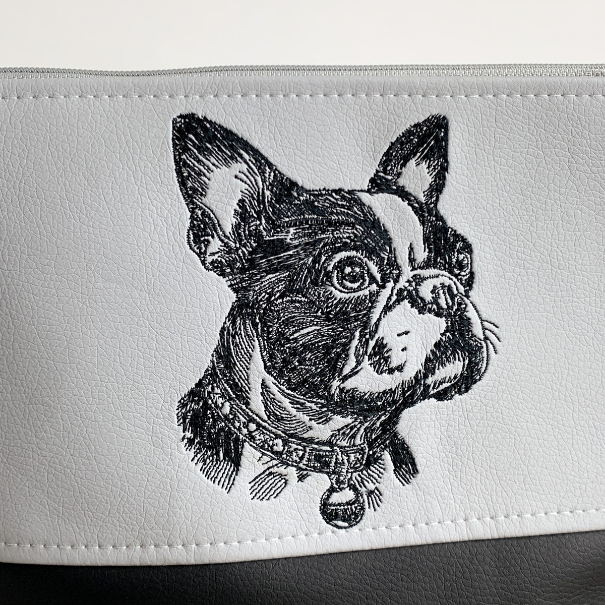 Boston Terrier Umhängetasche mit Hundemotiv aus Kunstleder, bestickt