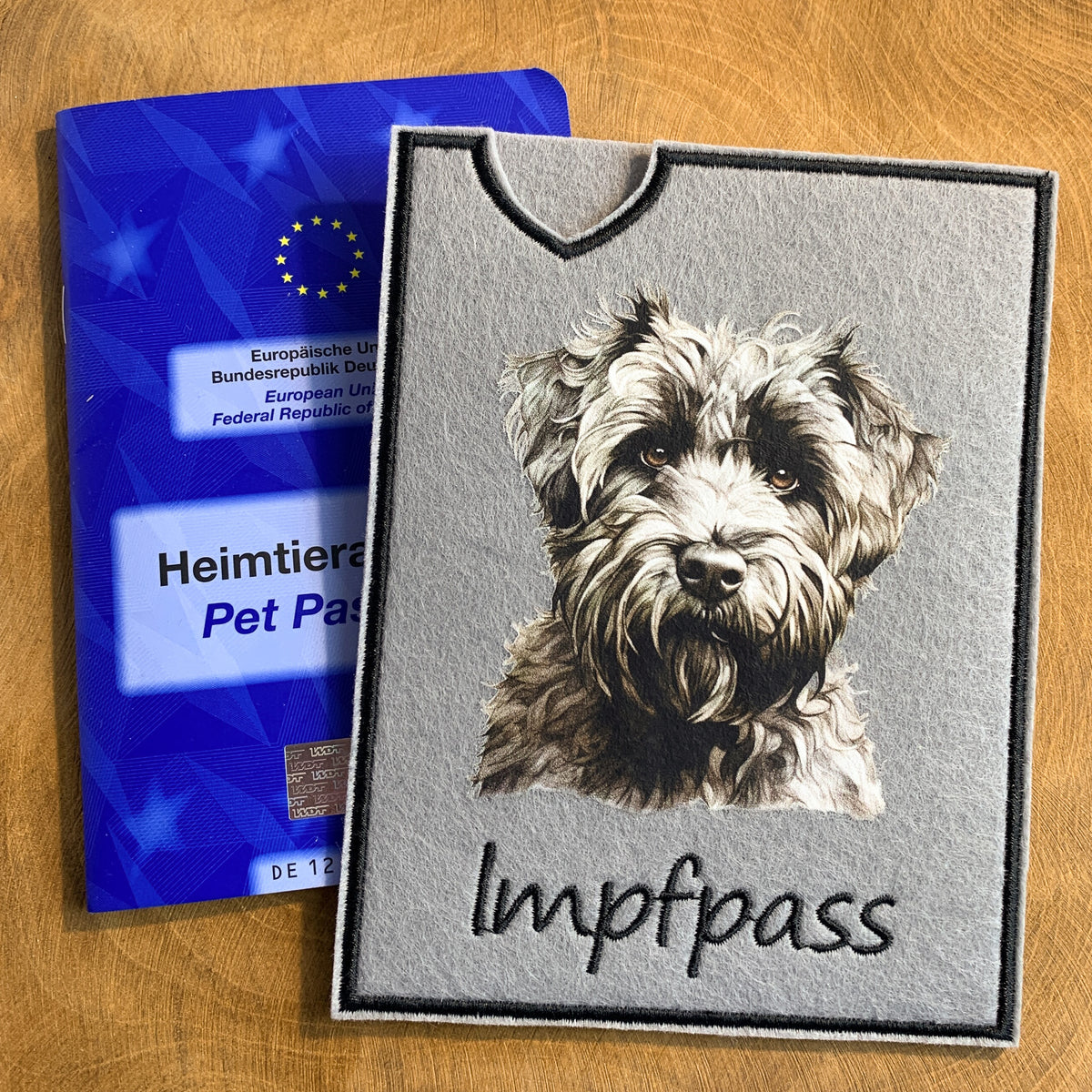 Bouvier des Flandres Impfpasshülle - 2 verschiedene Motive, personalisierbar