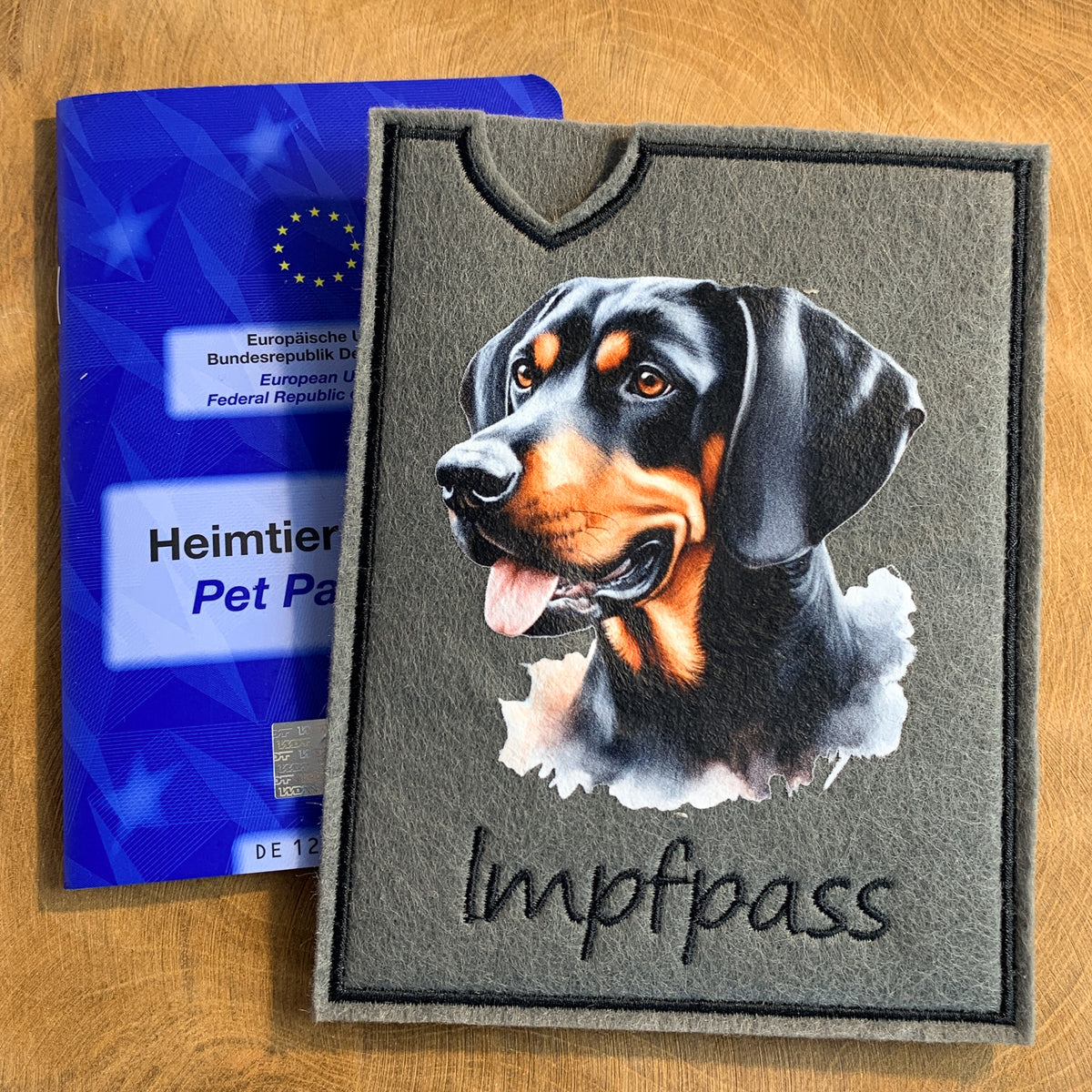 Brandlbracke Impfpasshülle - 3 verschiedene Motive, personalisierbar