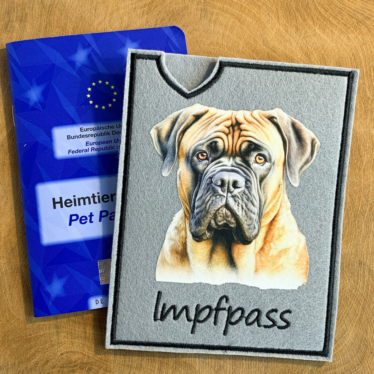 Bullmastiff Impfpasshülle - 2 verschiedene Motive, personalisierbar