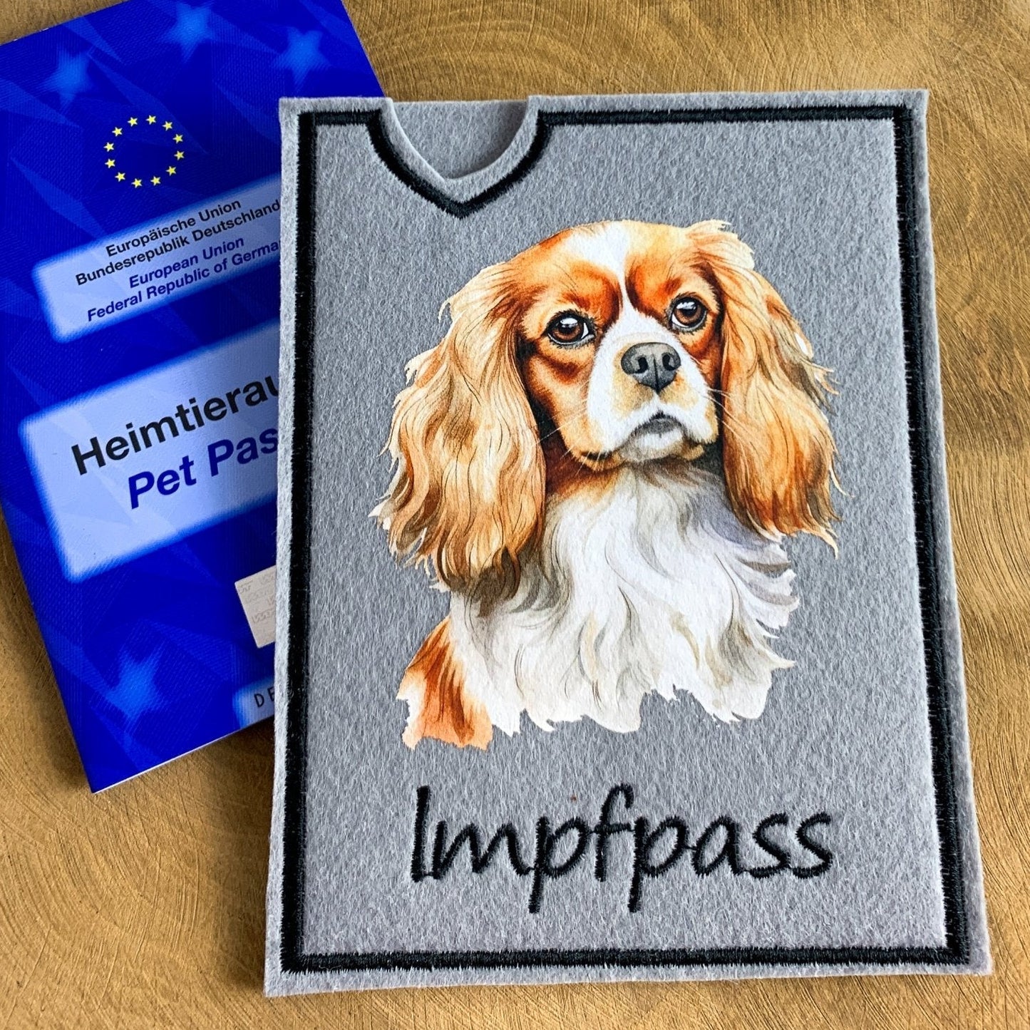 Cavalier King Charles Impfpasshülle - mehrere Motive, personalisierbar