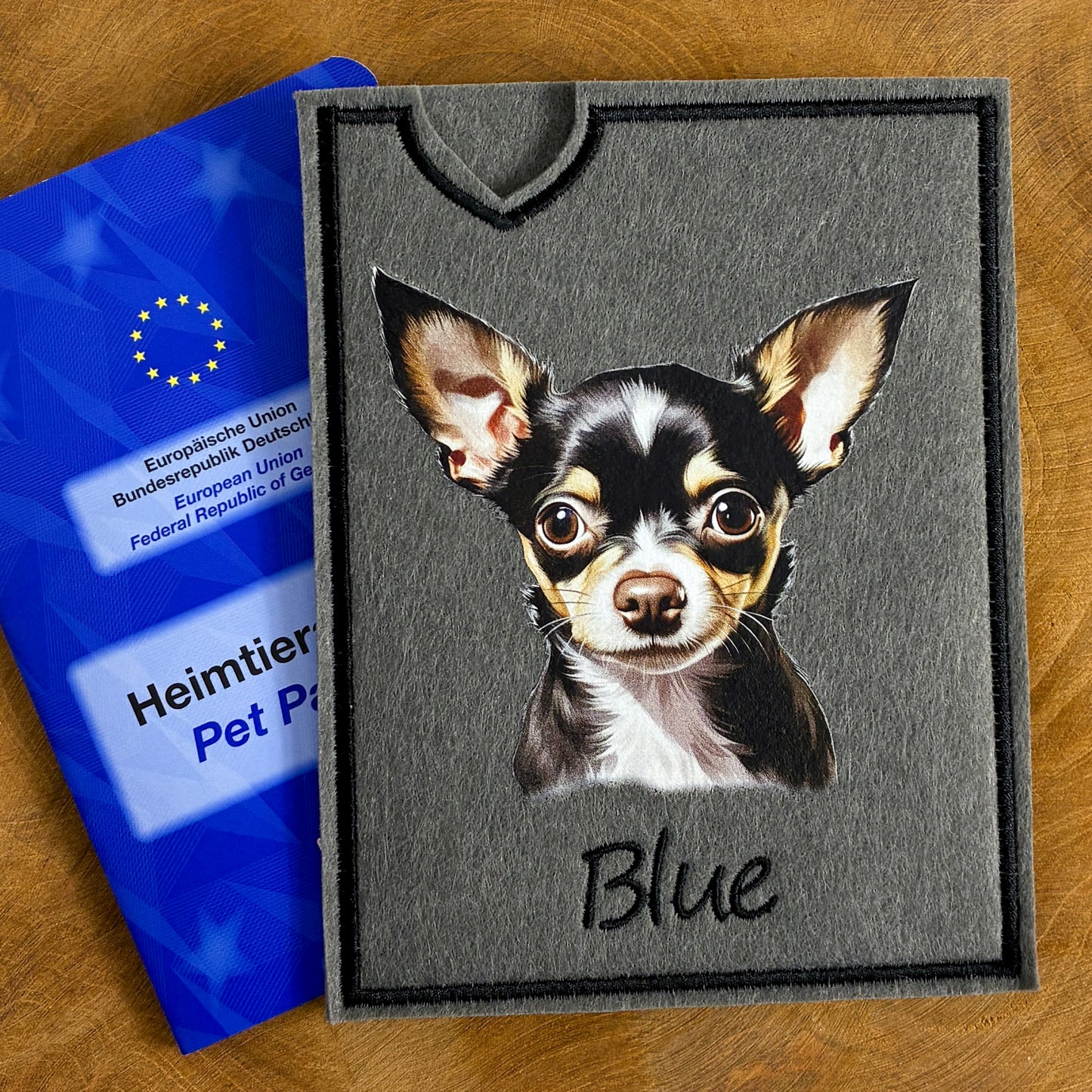 Chihuahua Impfpasshülle - 6 verschiedene Motive, personalisierbar