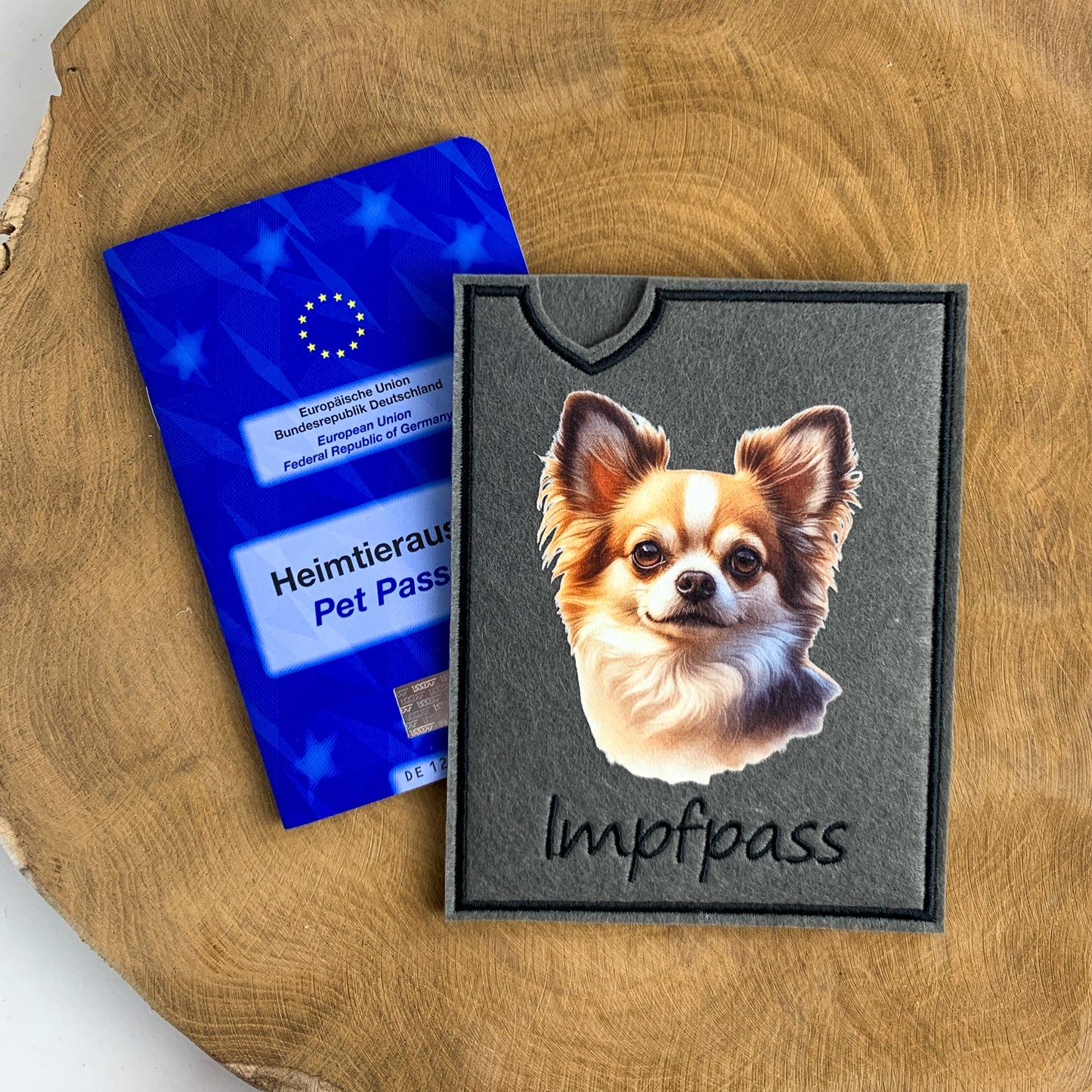 Chihuahua Impfpasshülle - 6 verschiedene Motive, personalisierbar