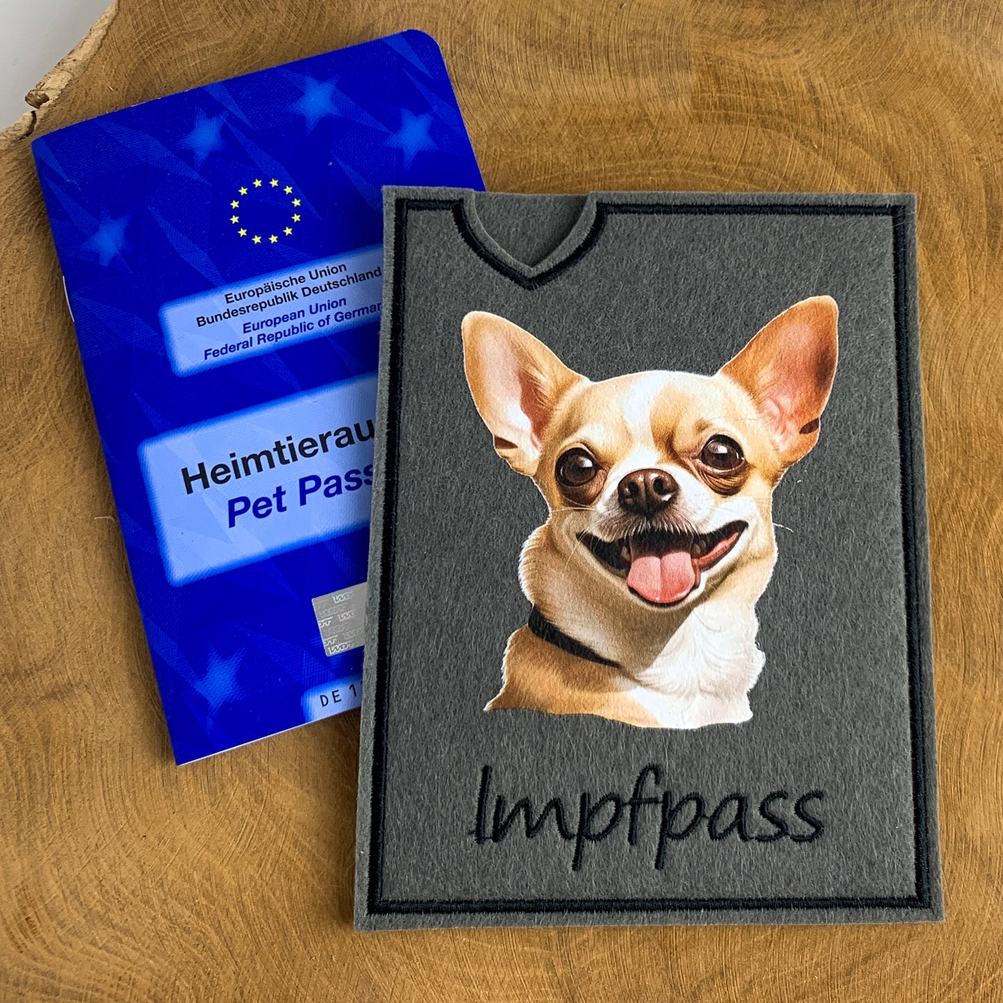 Chihuahua Impfpasshülle - 6 verschiedene Motive, personalisierbar