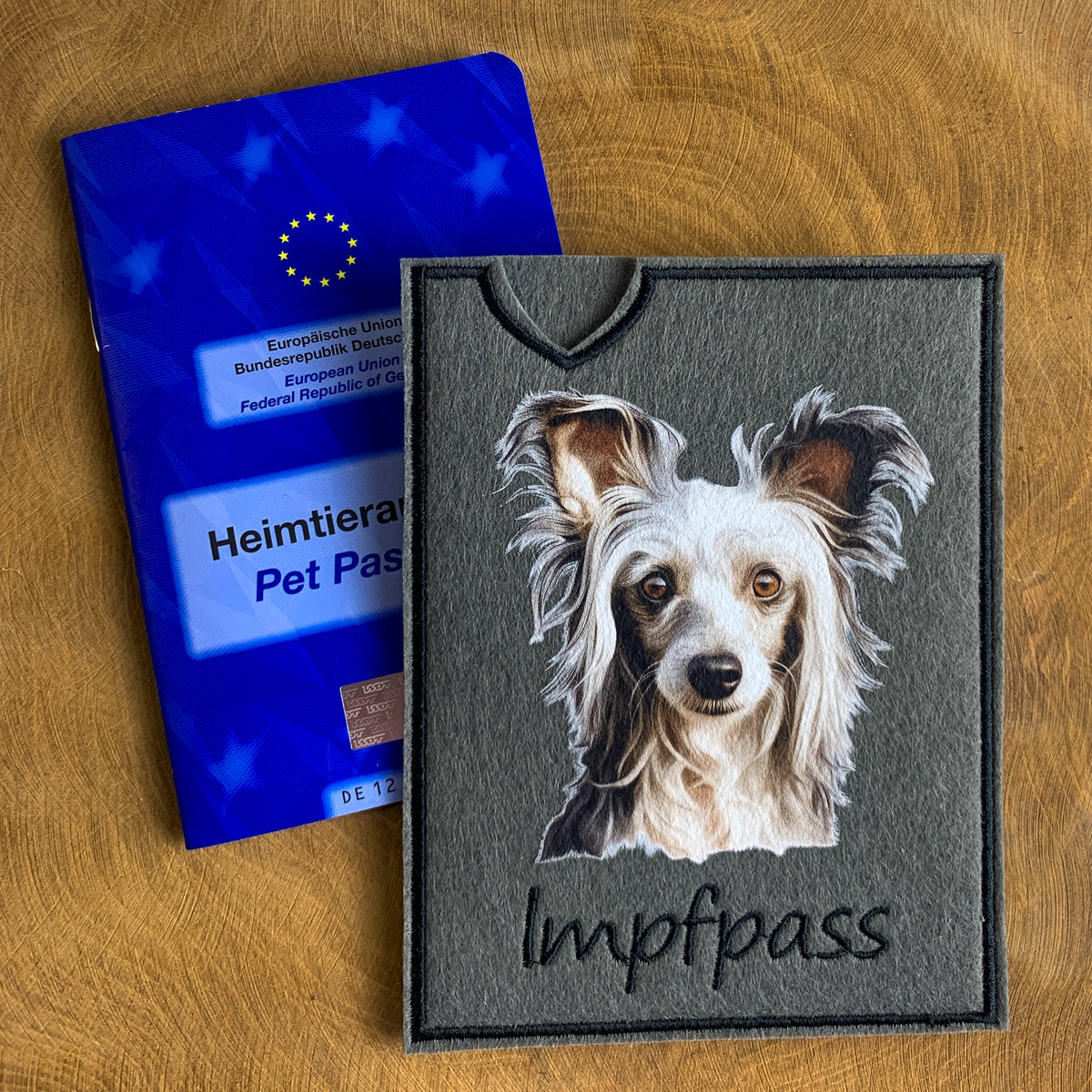 Chinesischer Schopfhund Impfpasshülle - 3 verschiedene Motive, personalisierbar