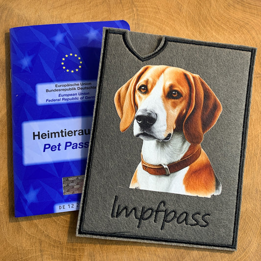 Foxhound Impfpasshülle - 3 verschiedene Motive, personalisierbar