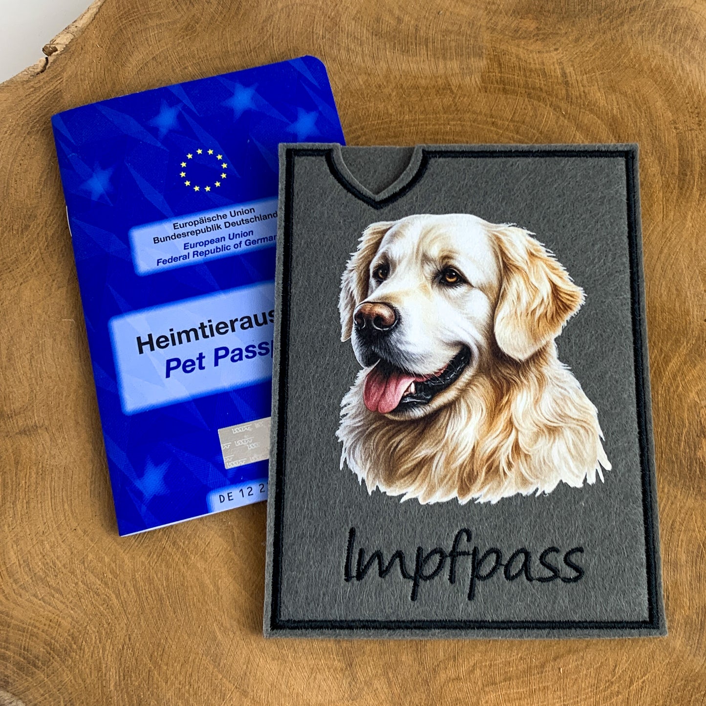 Golden Retriever Impfpasshülle- 6 verschiedene Motive, personalisierbar