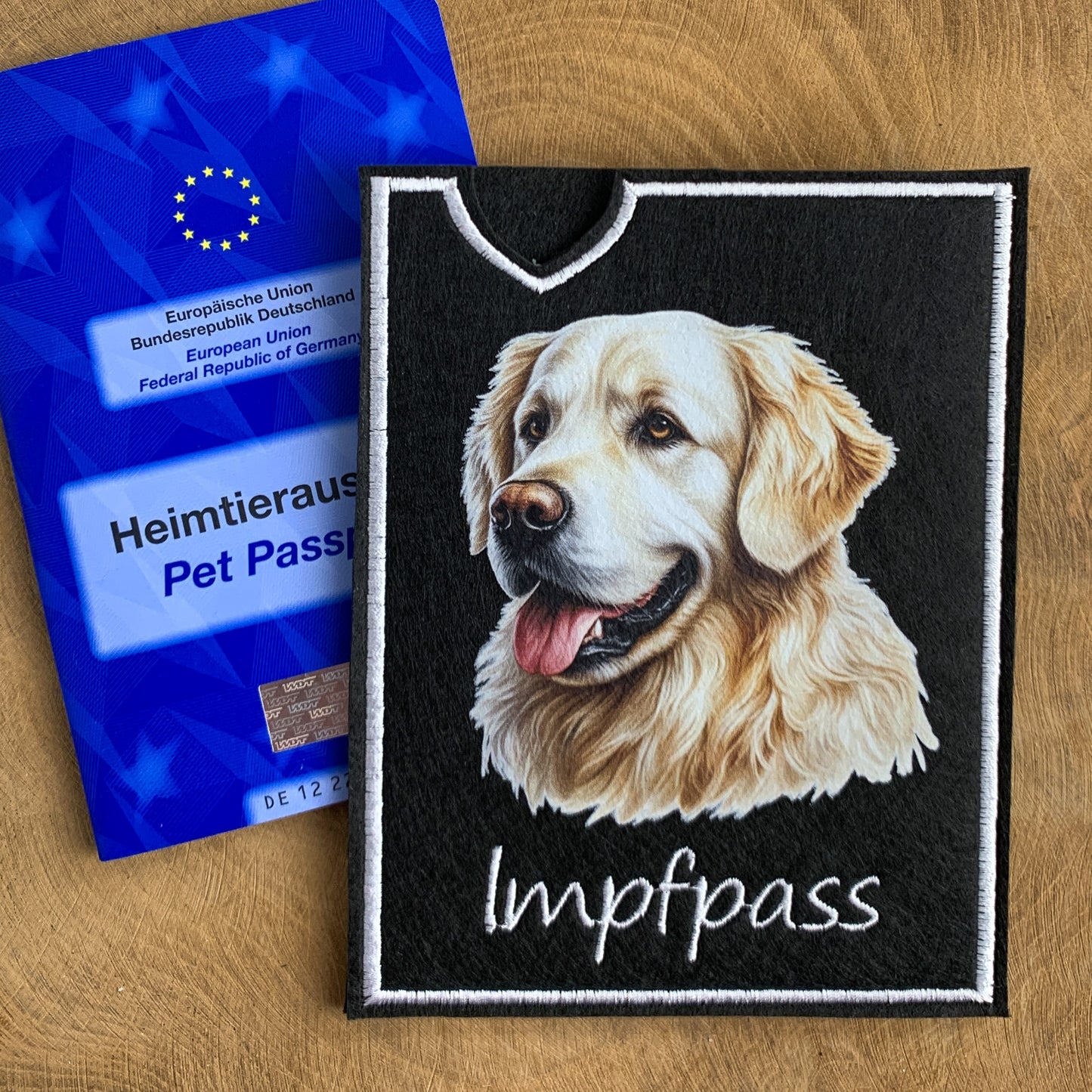 Golden Retriever Impfpasshülle- 6 verschiedene Motive, personalisierbar