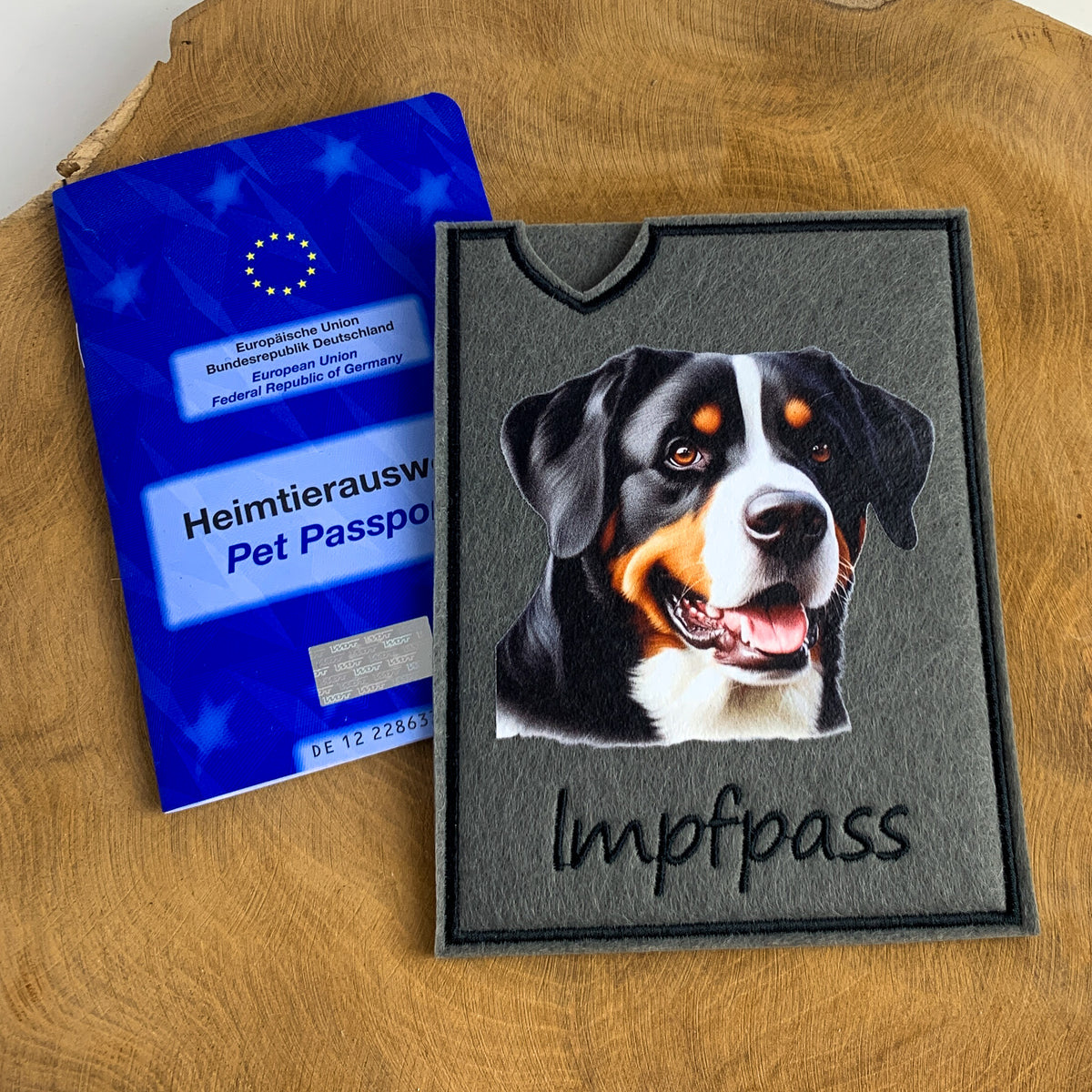 Großer Schweizer Sennenhund Impfpasshülle - 4 verschiedene Motive, personalisierbar