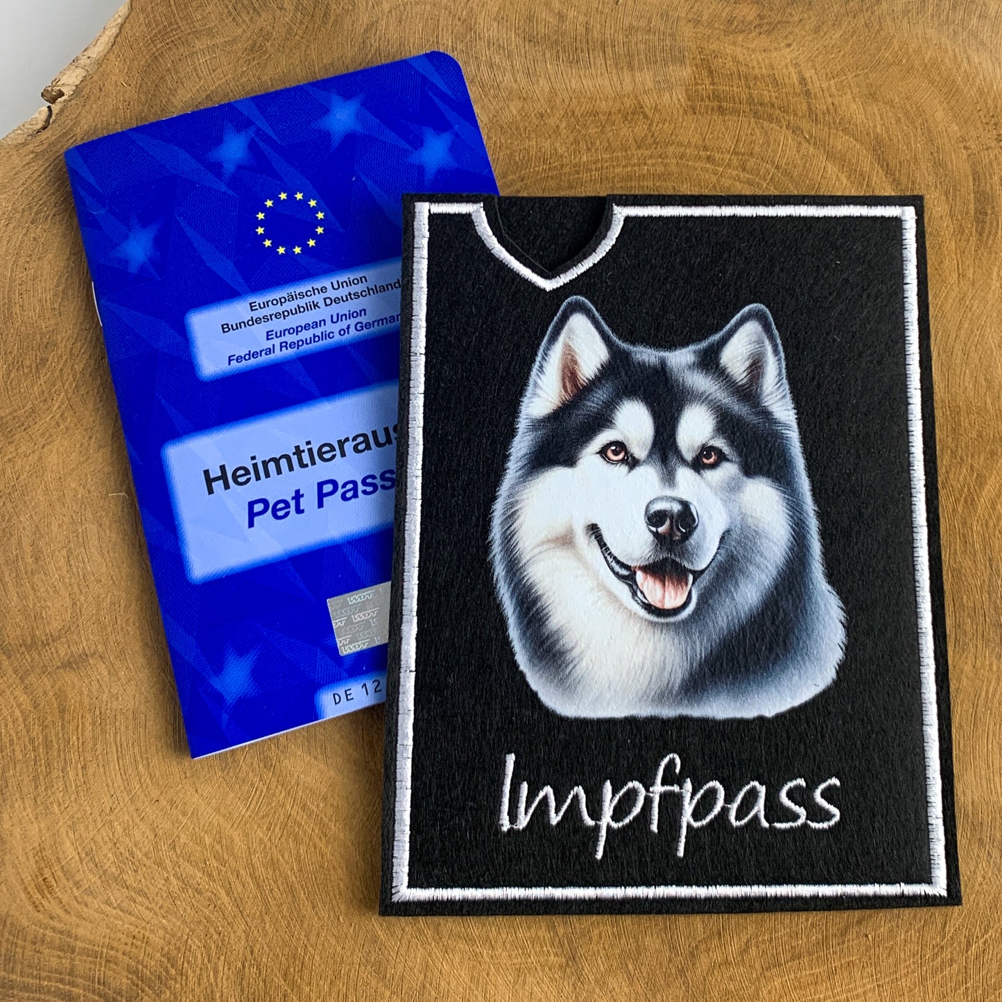 Husky Impfpasshülle - 4 verschiedene Motive, personalisierbar