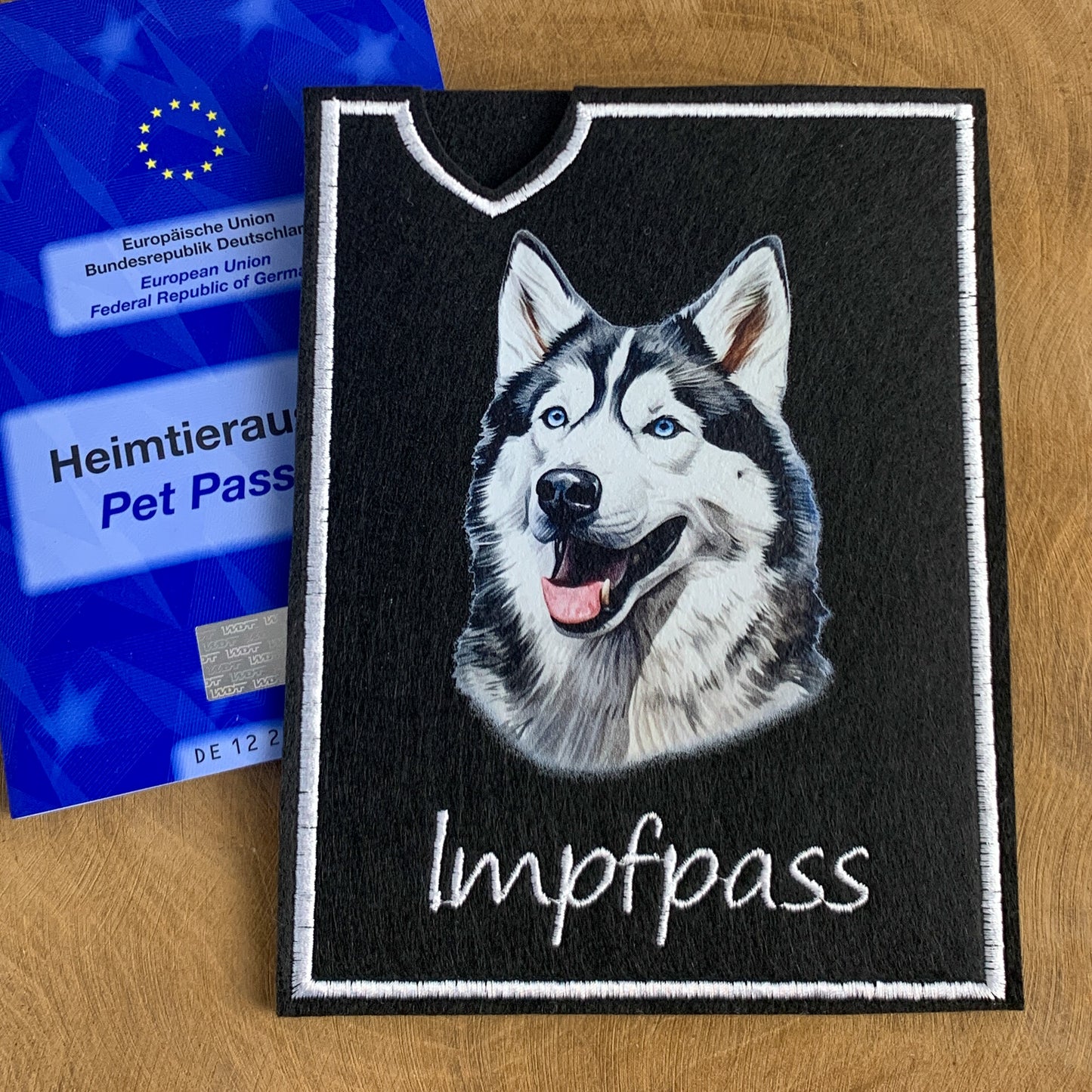 Husky Impfpasshülle - 4 verschiedene Motive, personalisierbar