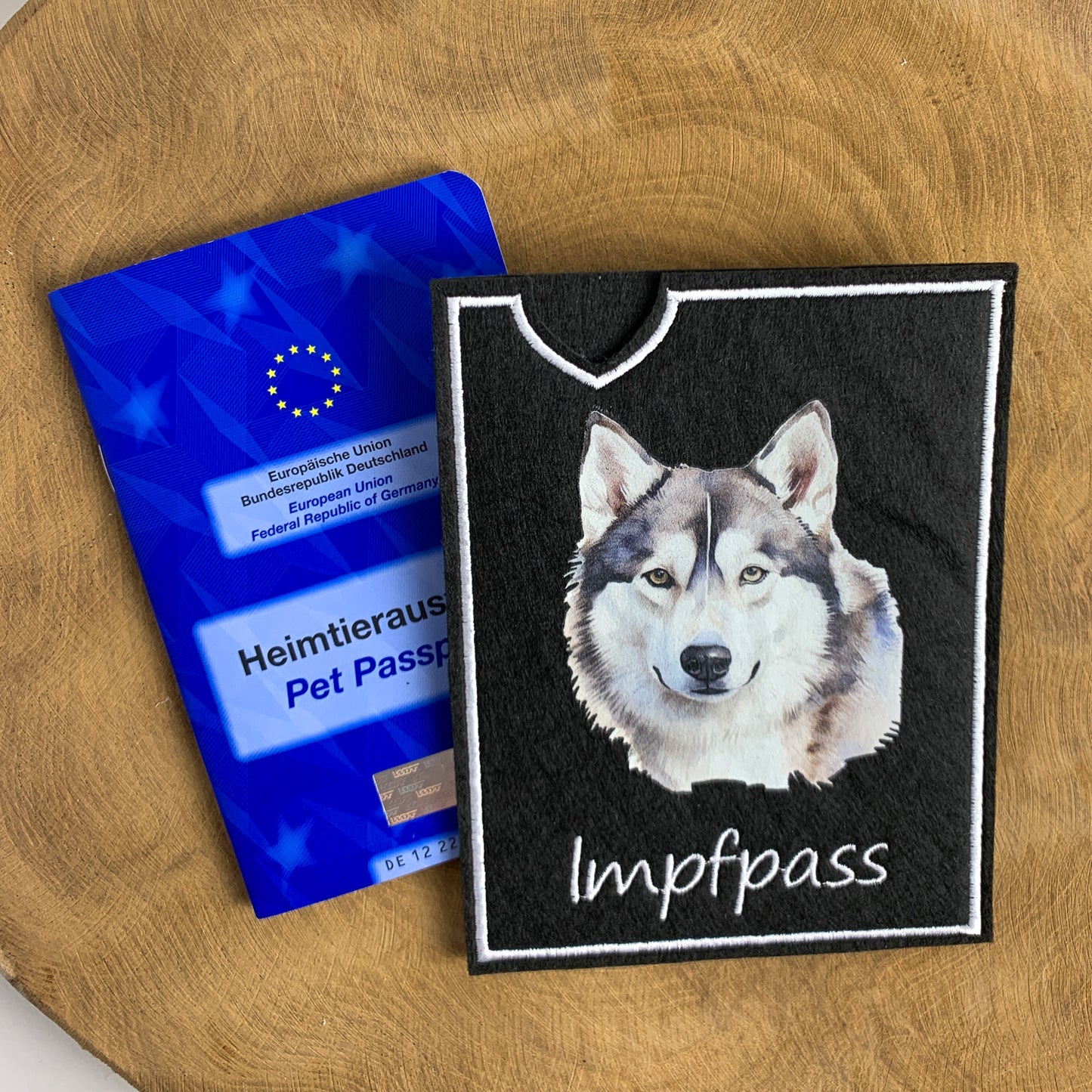 Husky Impfpasshülle - 4 verschiedene Motive, personalisierbar