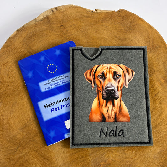 Rhodesian Ridgeback Impfpasshülle – Frontalansicht