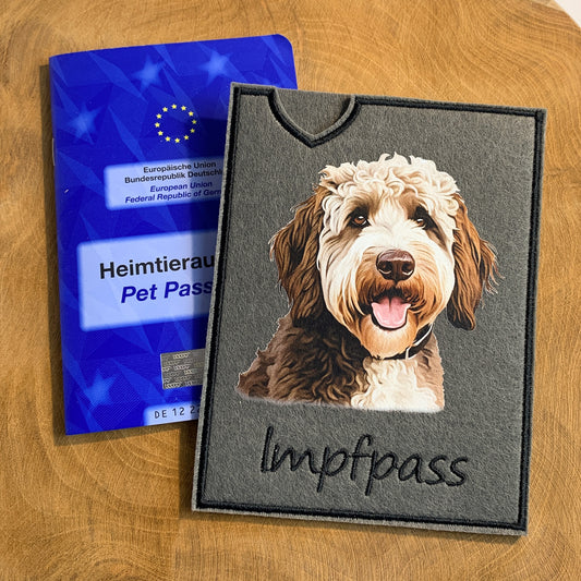 Spanischer Wasserhund Impfpasshülle (Motiv 1)