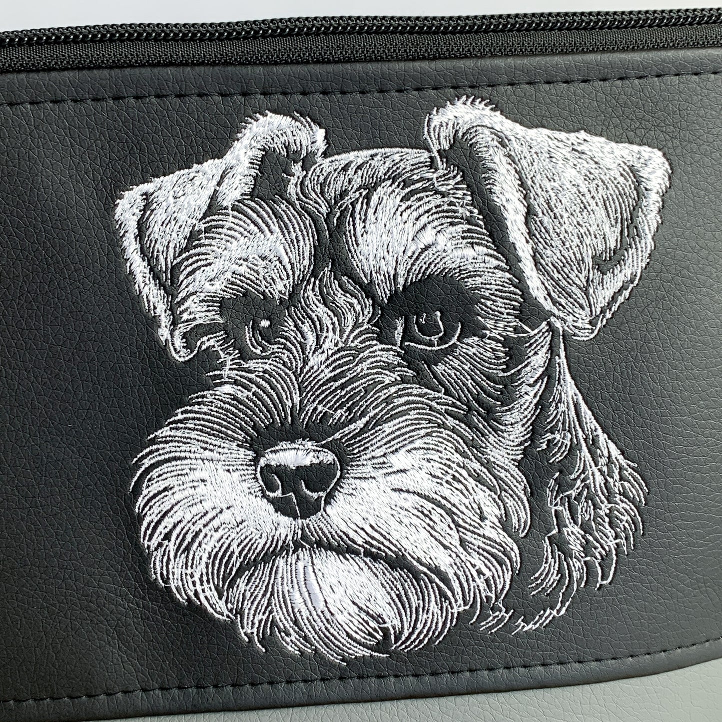 Zwergschnauzer Buster - Umhängetasche