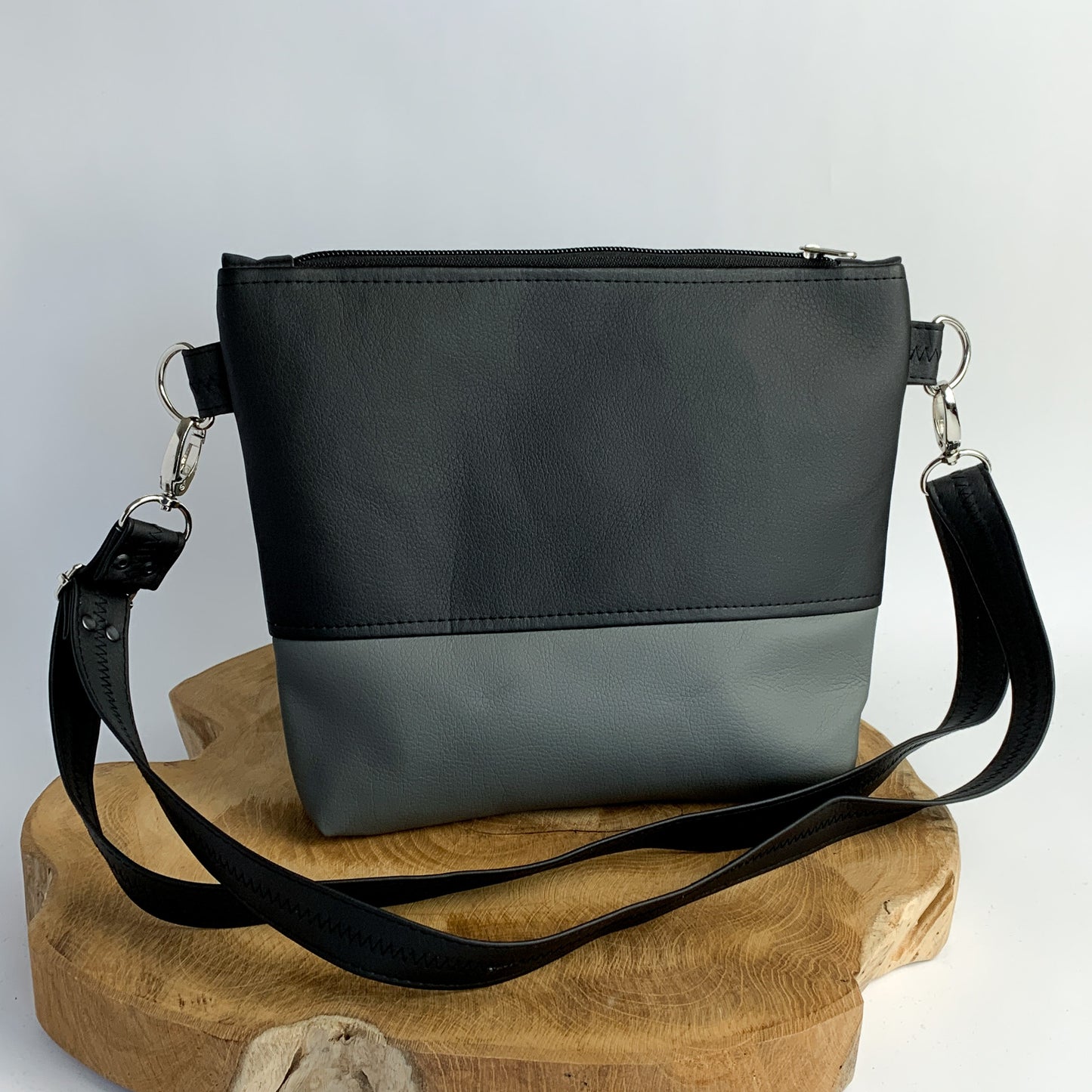 Zwergschnauzer Buster - Umhängetasche