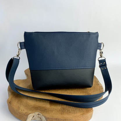 Staffordshire Bullterrier Julian - Umhängetasche