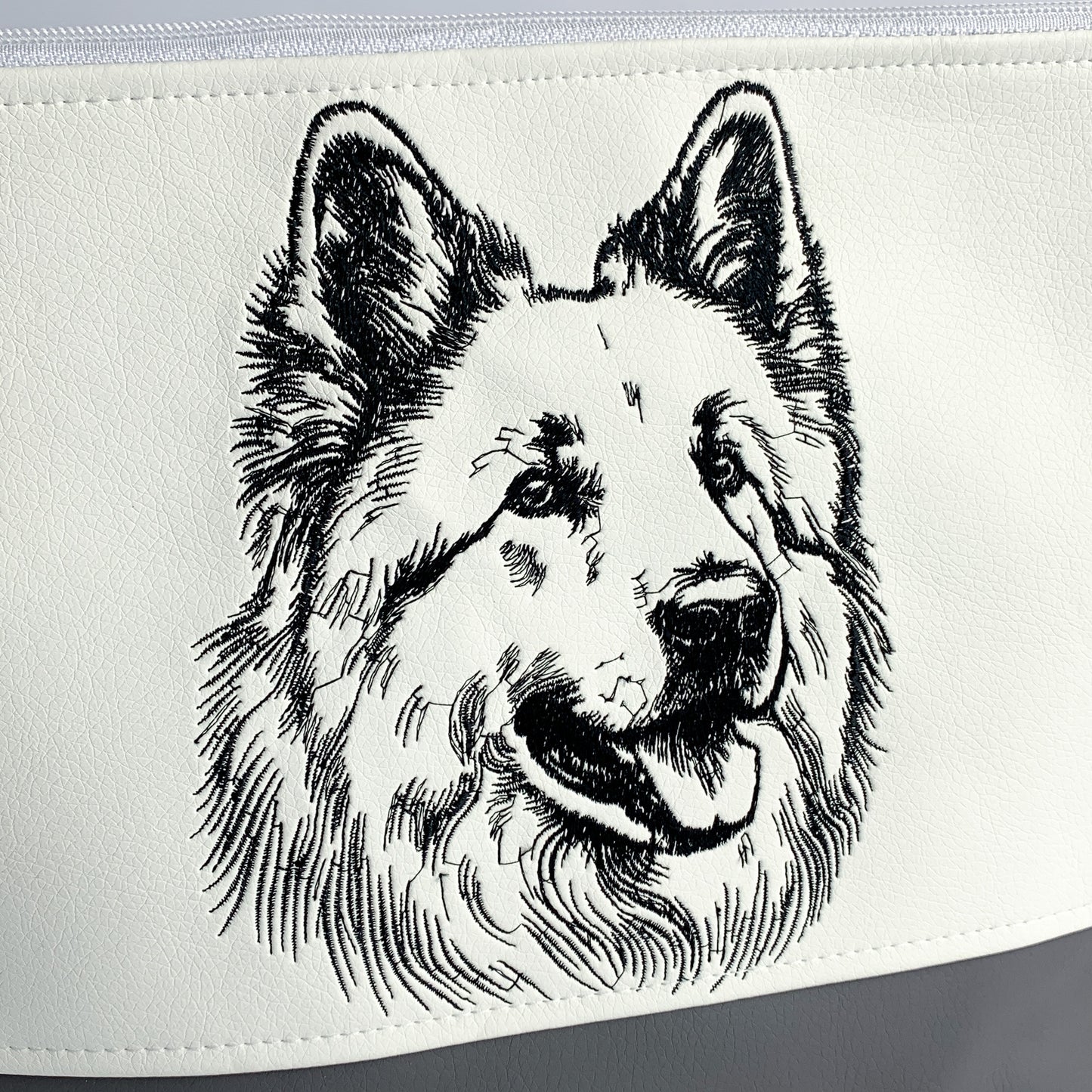 Weißer Schäferhund Jazzy - Umhängetasche