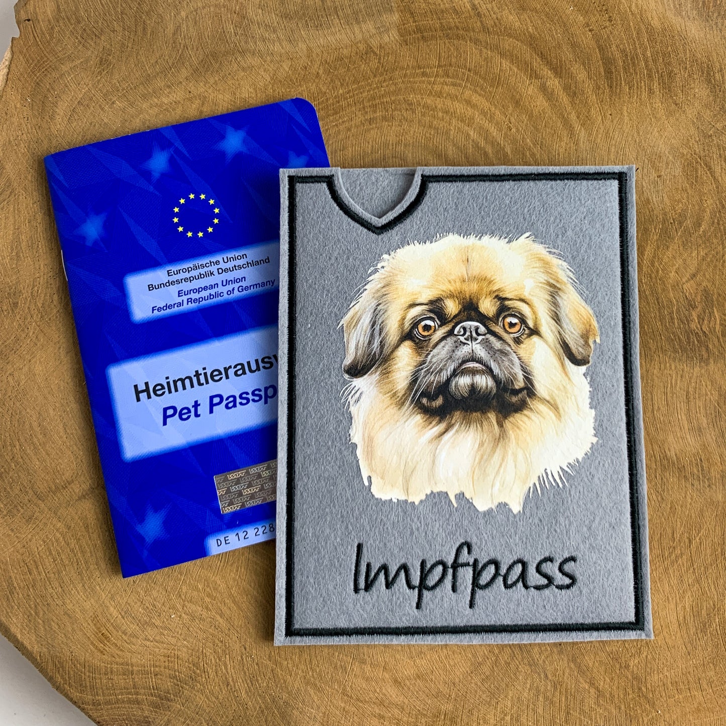 Pekinese Impfpasshülle (Motiv 1)