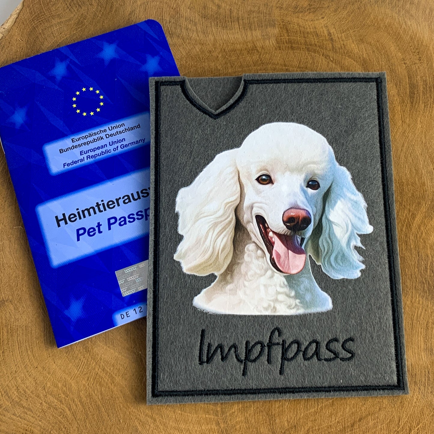 Pudel Impfpasshülle (Motiv 2)