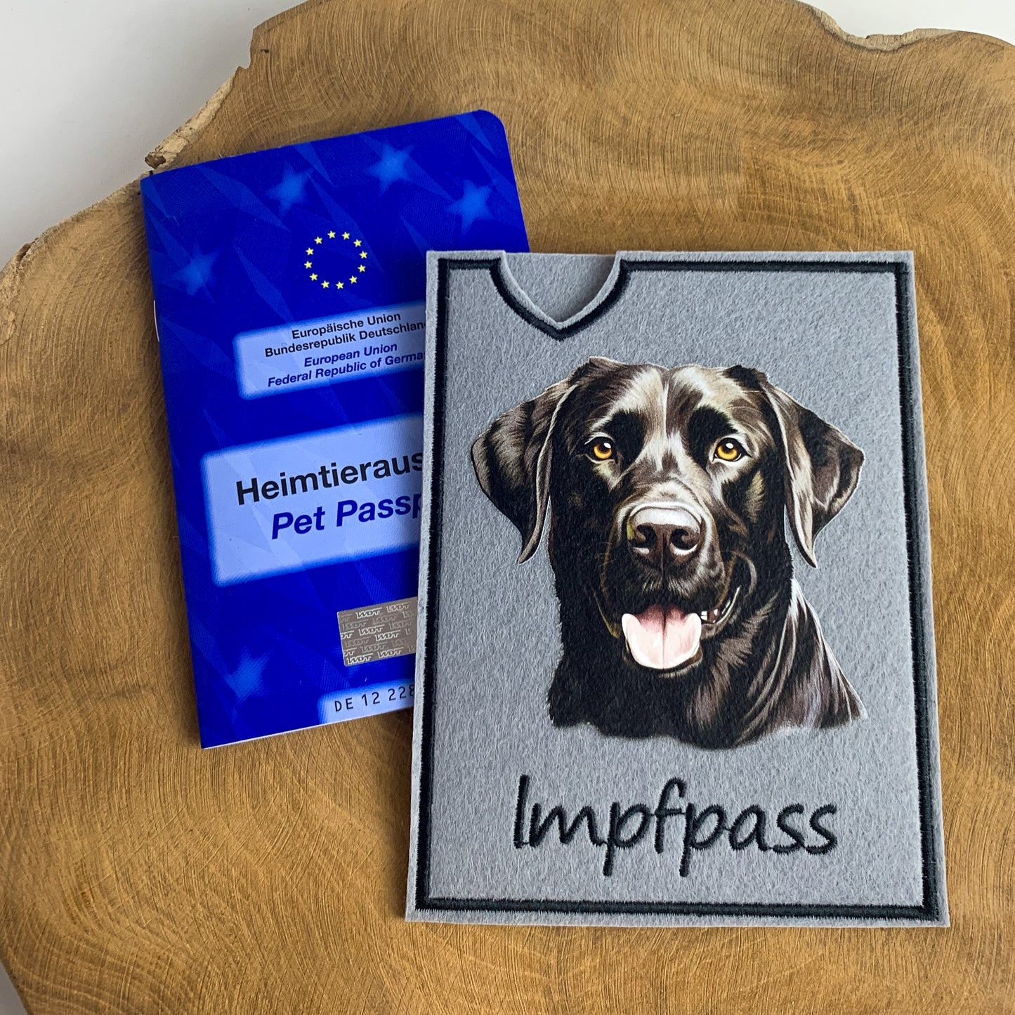 Labrador schwarz Impfpasshülle (Motiv 3)