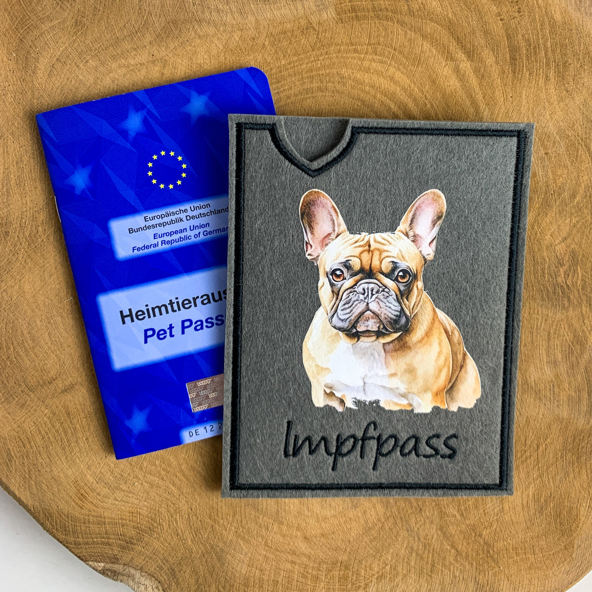 Französische Bulldogge Impfpasshülle - 11 verschiedene Motive, personalisierbar