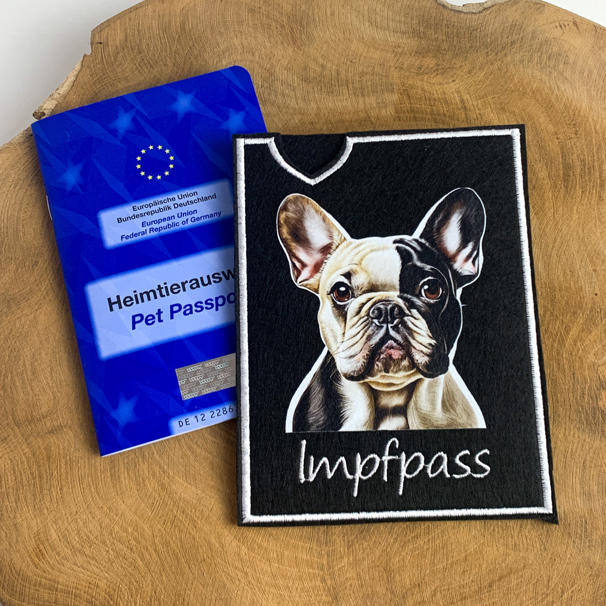 Französische Bulldogge Impfpasshülle - 11 verschiedene Motive, personalisierbar