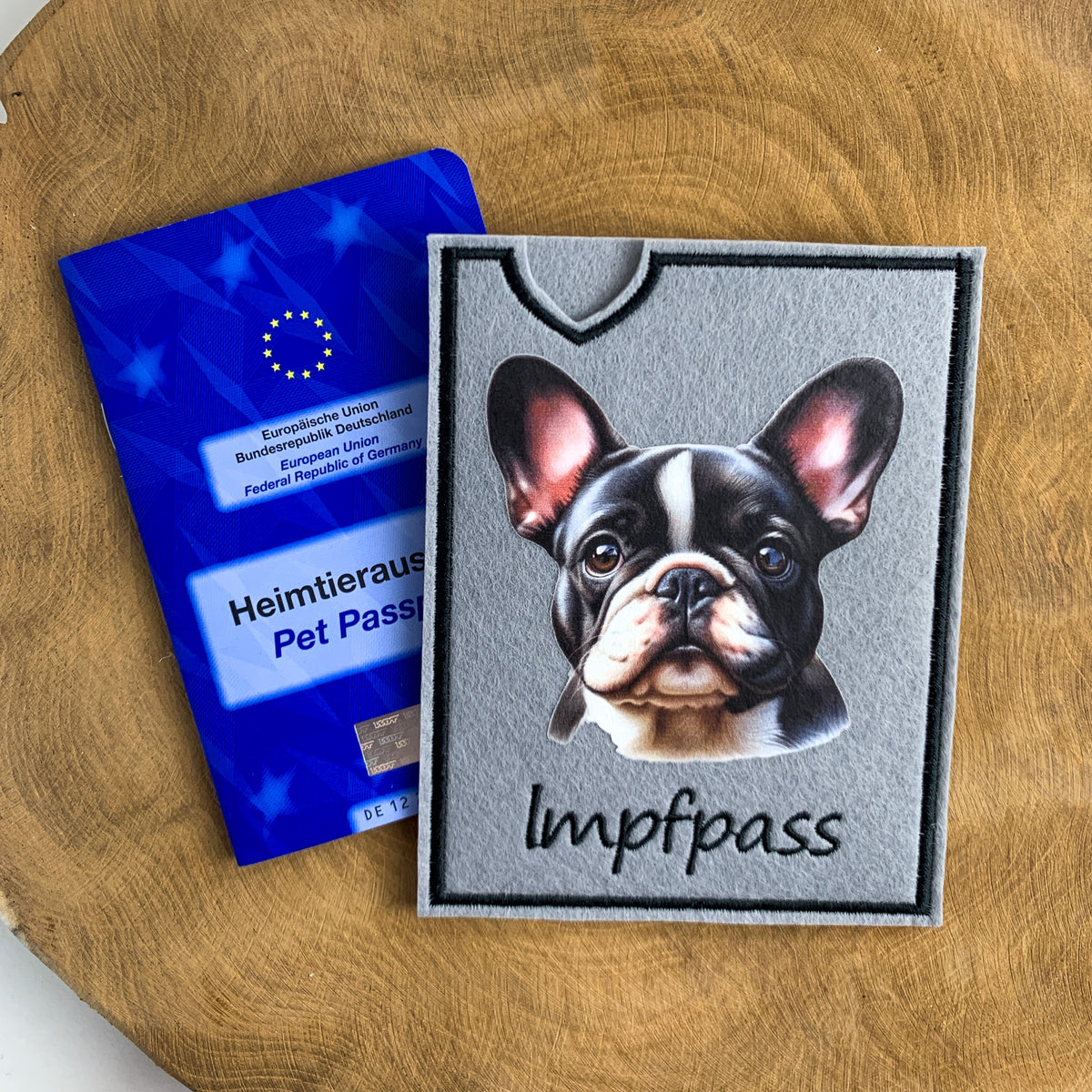 Französische Bulldogge Impfpasshülle - 11 verschiedene Motive, personalisierbar