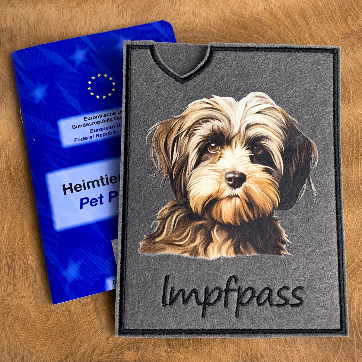 Löwchen Impfpasshülle - 4 verschiedene Motive, personalisierbar