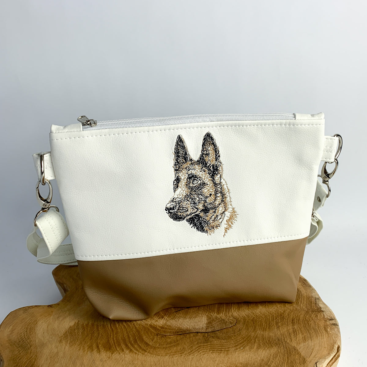 Malinois Tasche mit Hundemotiv Kunstleder bestickt