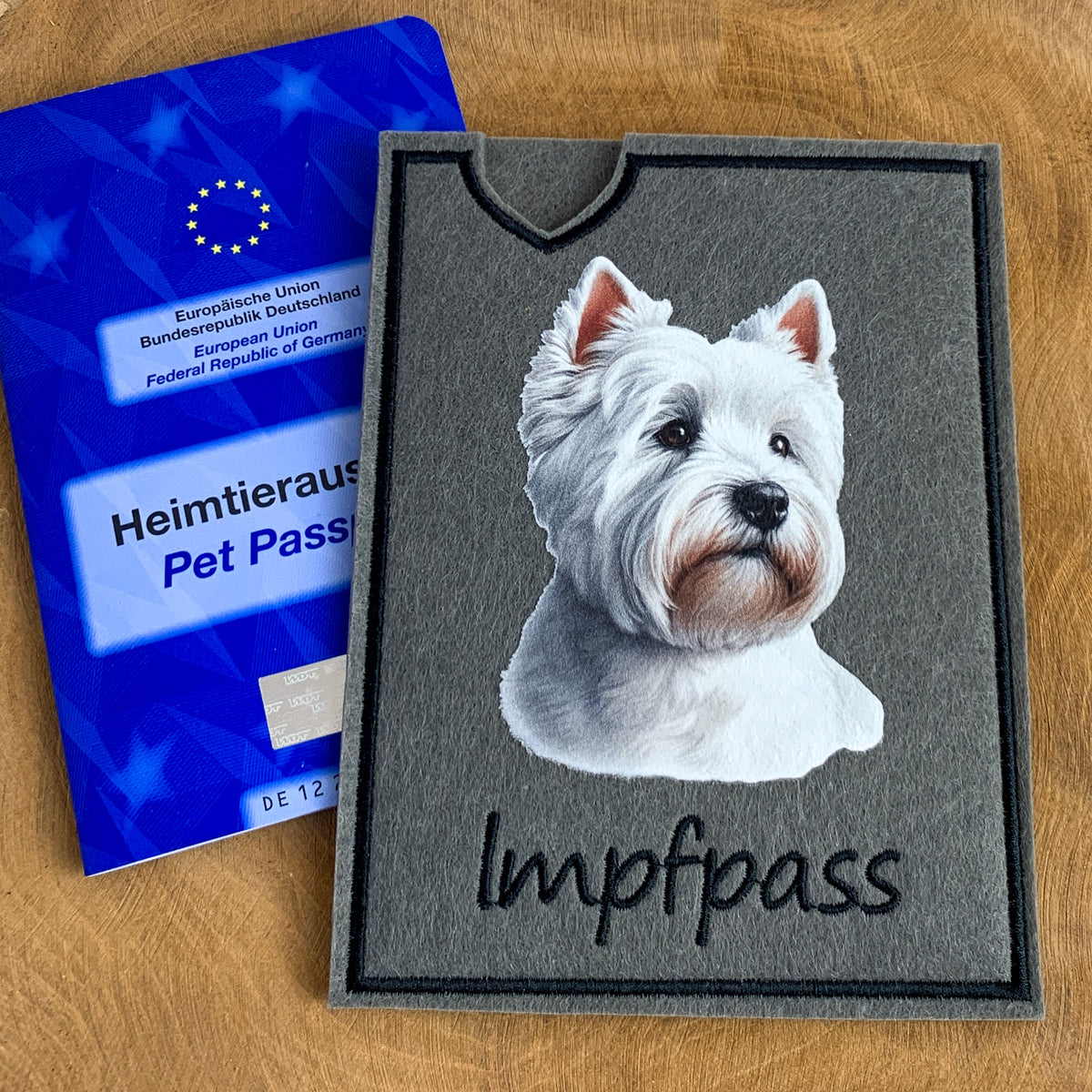 West Highland White Terrier Impfpasshülle - 3 verschiedene Motive, personalisierbar