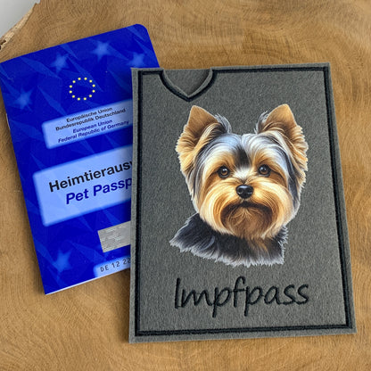 Yorkshire Terrier Impfpasshülle - 6 verschiedene Motive, personalisierbar
